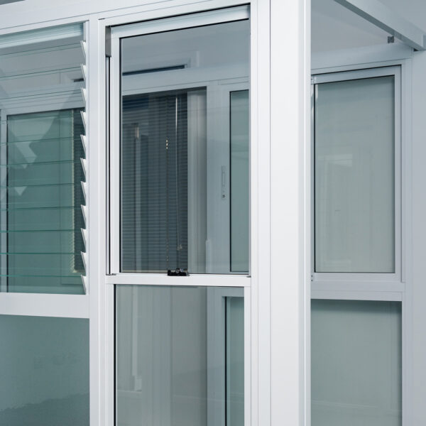 Double Hung Windows - Image 6